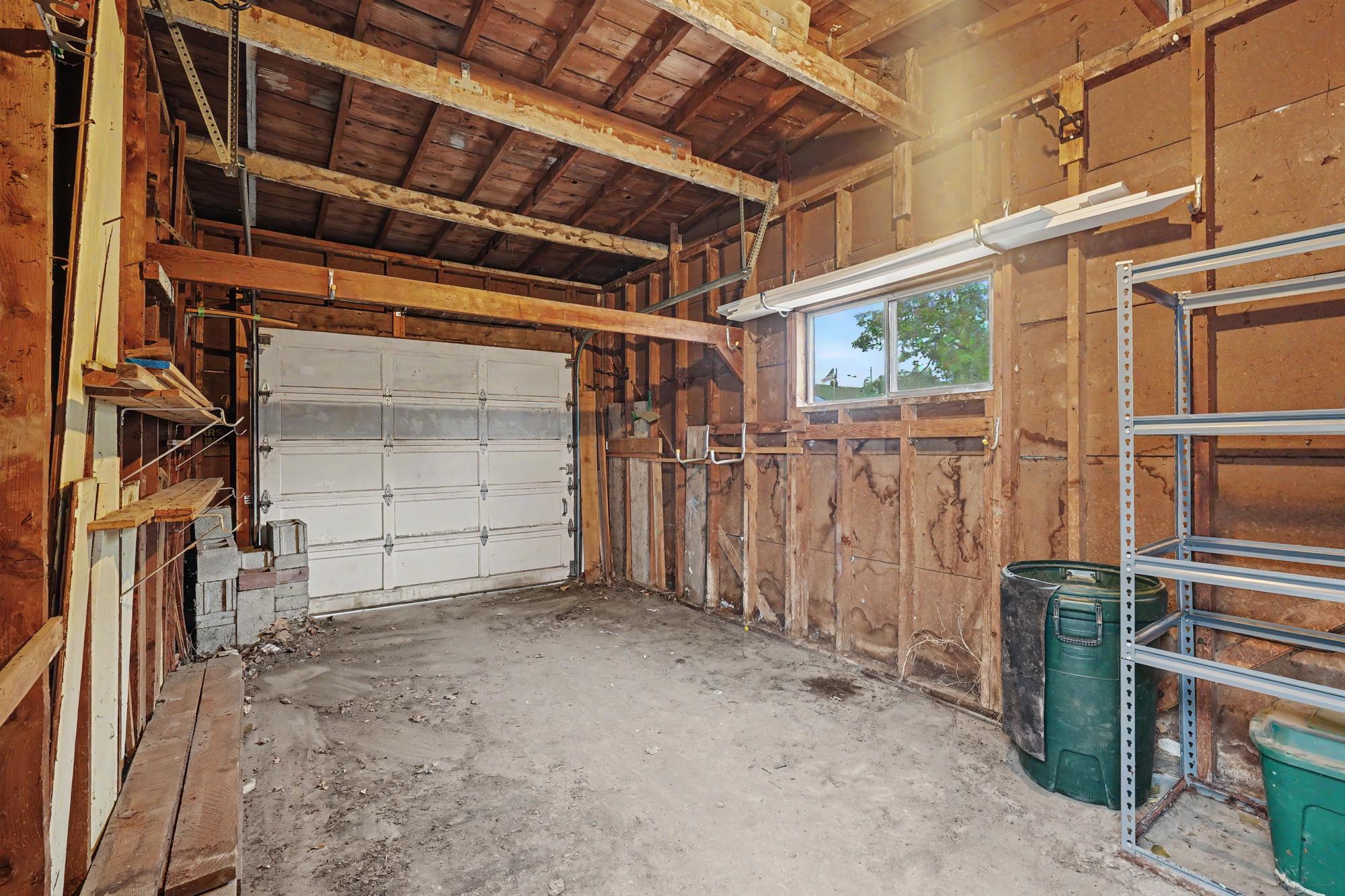 garage