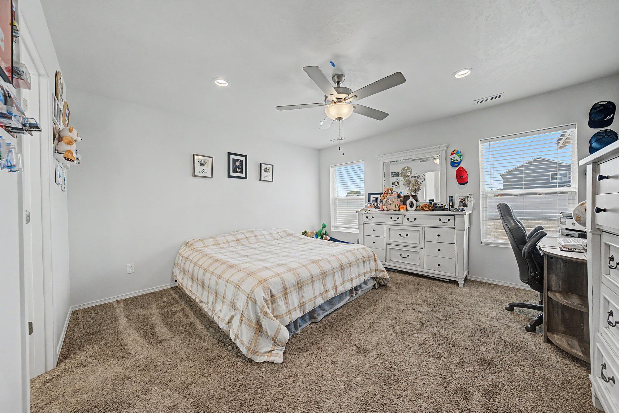 2 bedroom