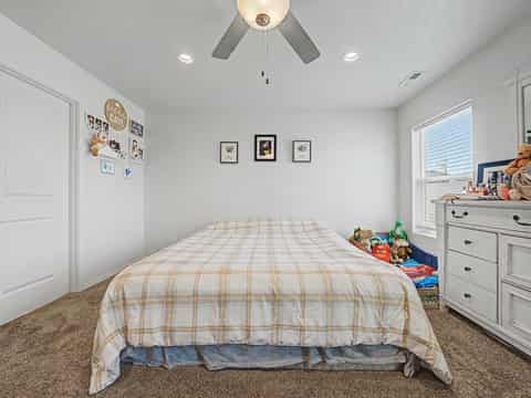 5 bedroom